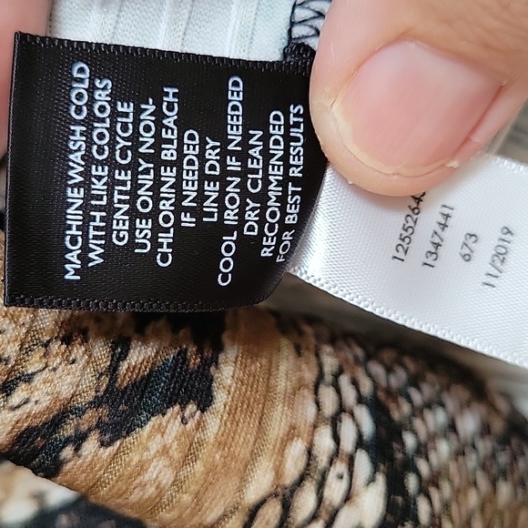 3/$12 Torrid animal print tee - Picture 4 of 7